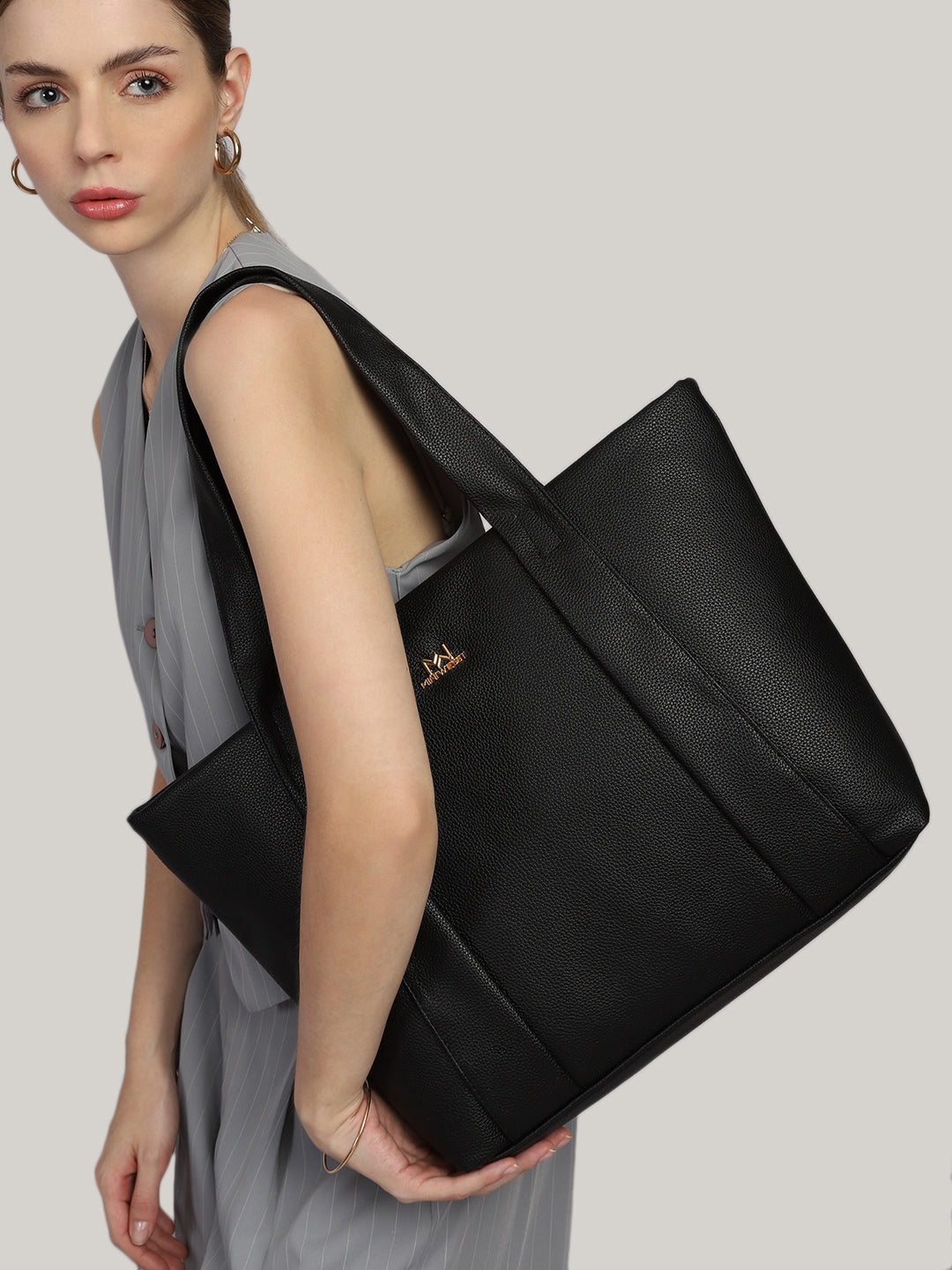 London Black Tote