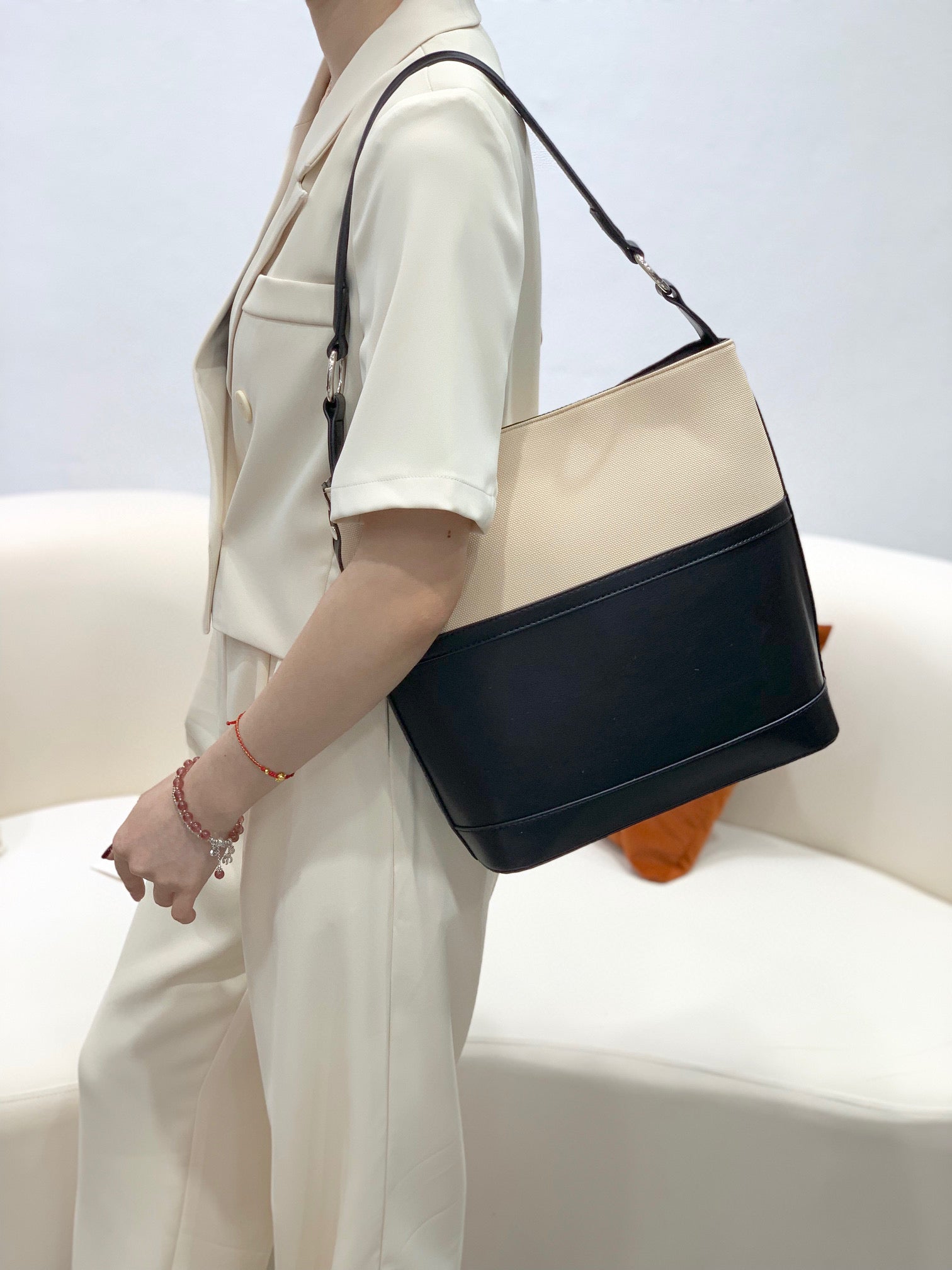 Olivia Shoulder Bag
