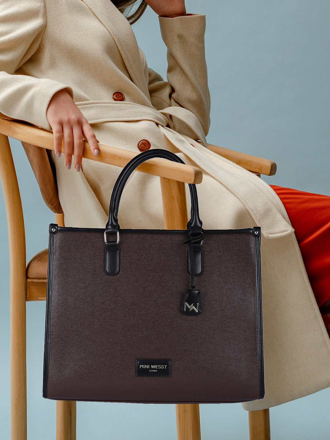 TIMES SQUARE LUXURY TOTE