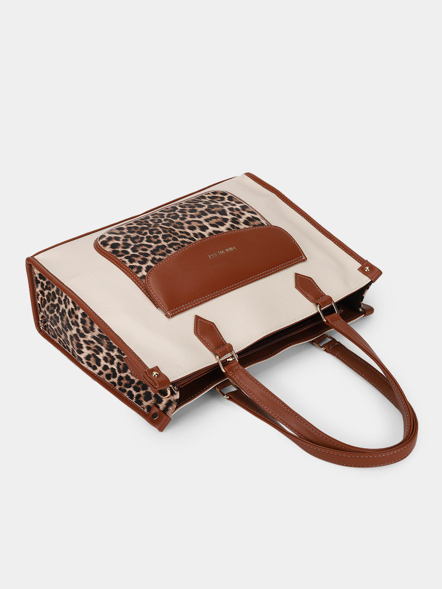 GO SOCIALS TOTE BAG