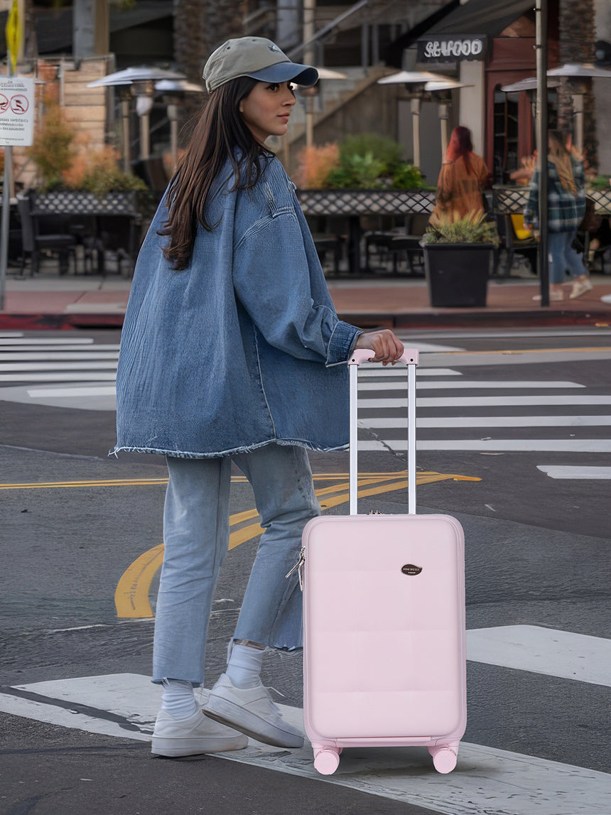 Marvel Pro Cabin Pink Small