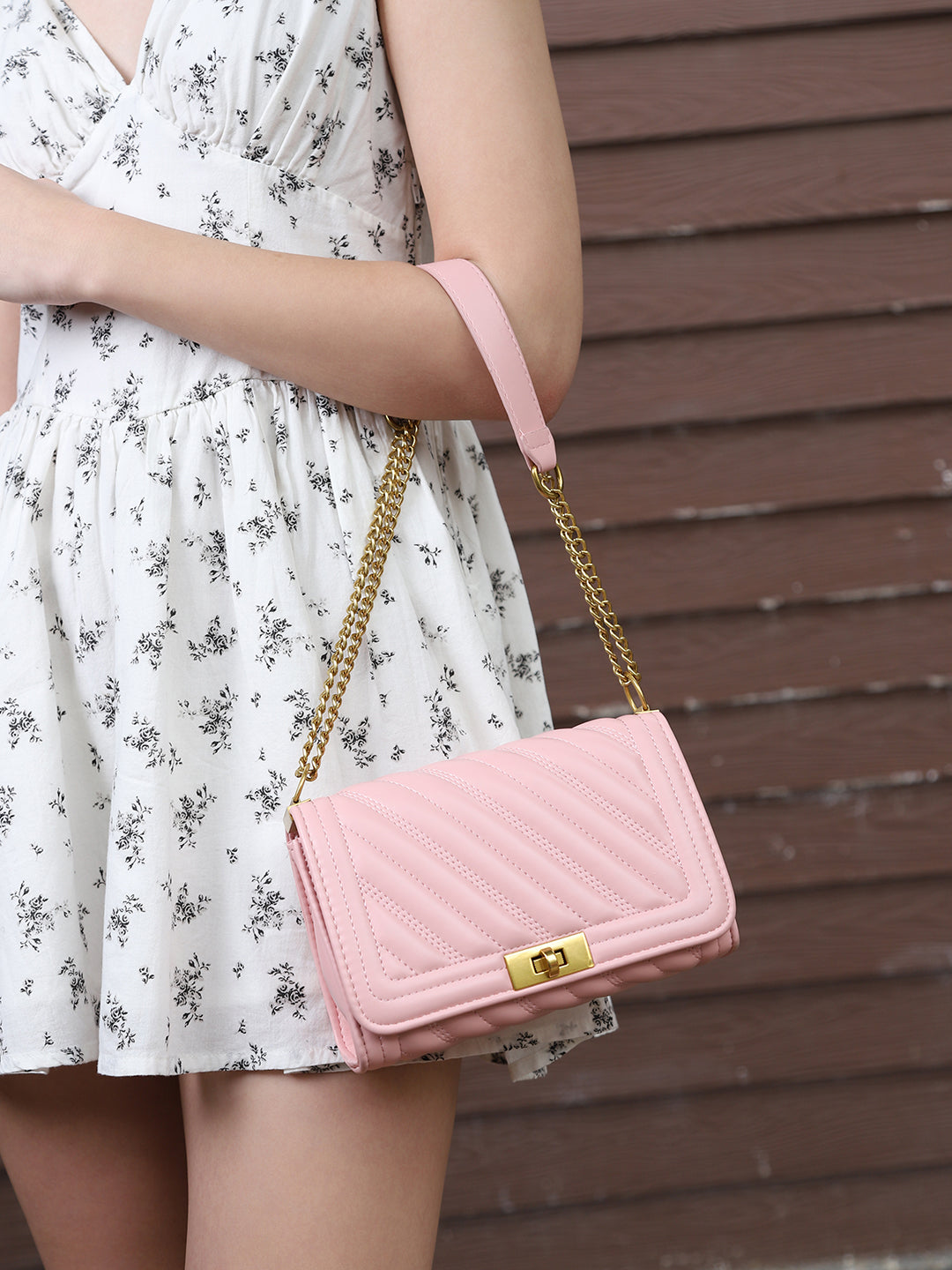 NAIROBI SLING BAG