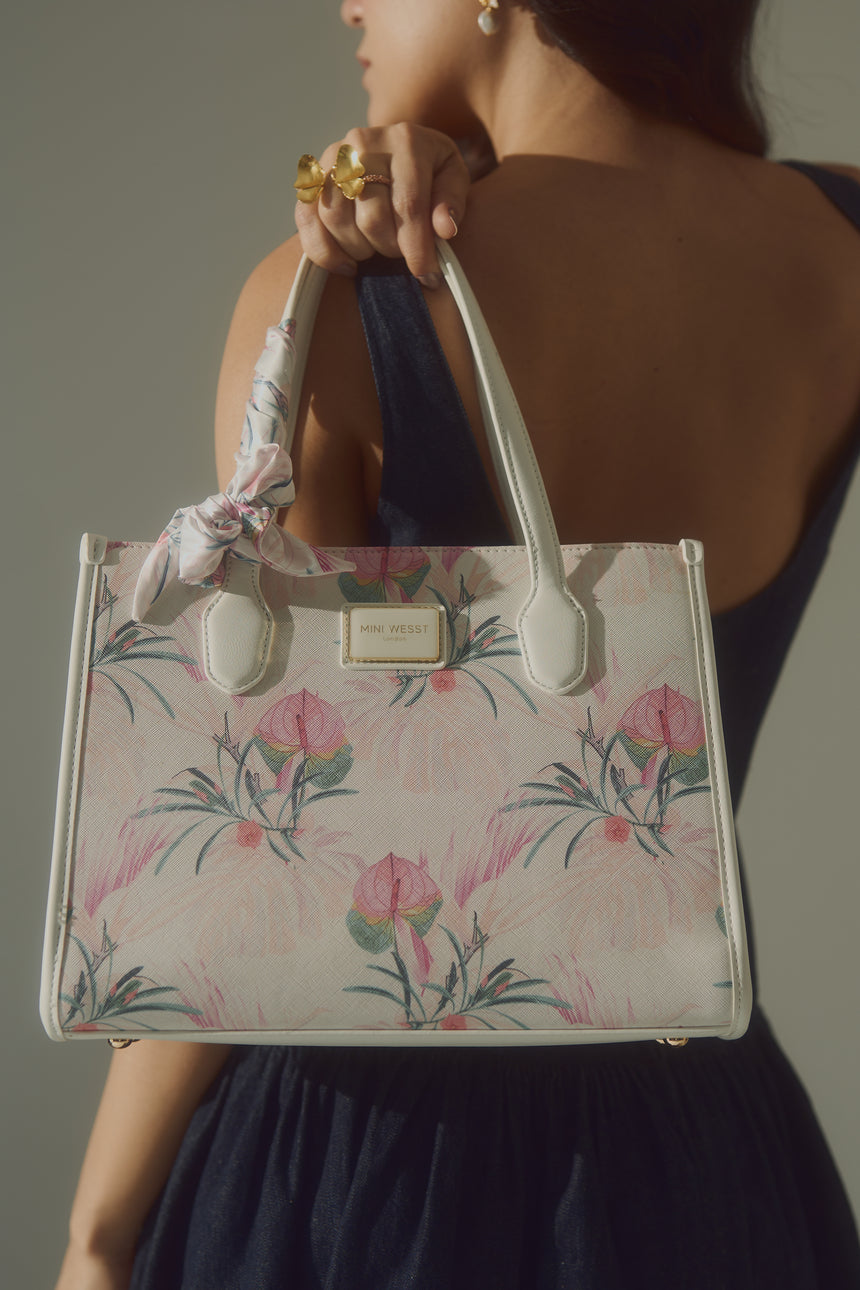 BOULEVARD LUXE HANDBAG