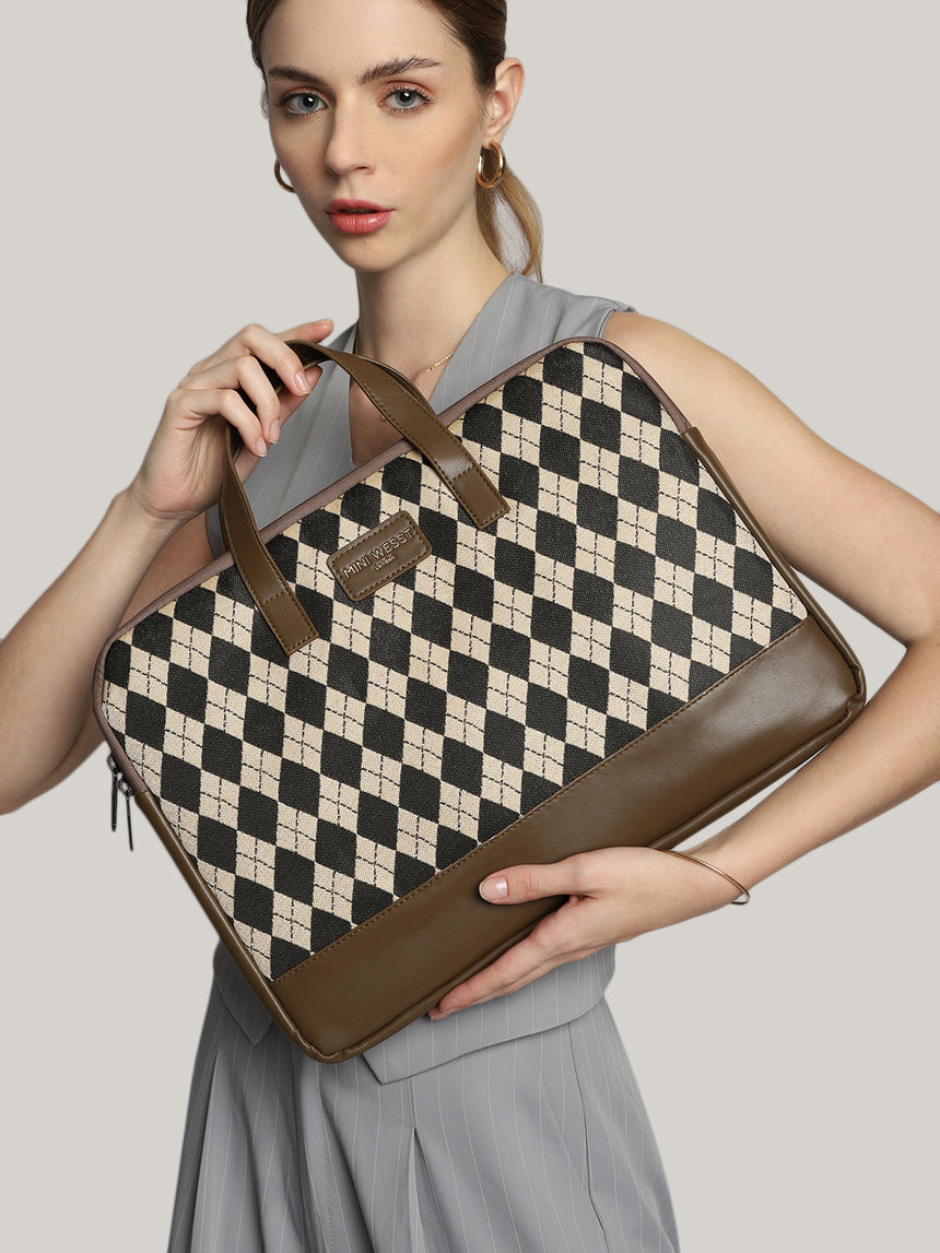 Bourbon Black and Brown London Street Bag With Pouch