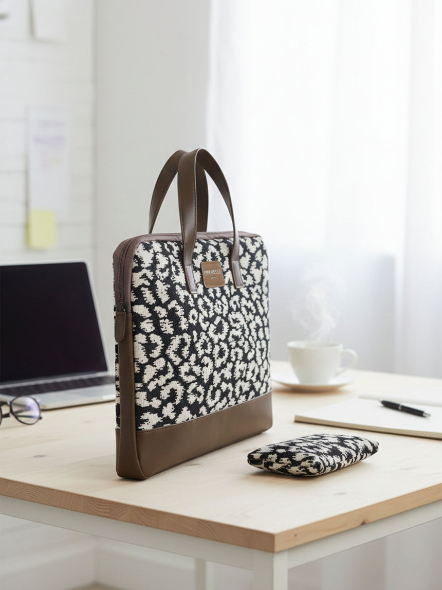 Bourbon Brown London Street Bag With Pouch