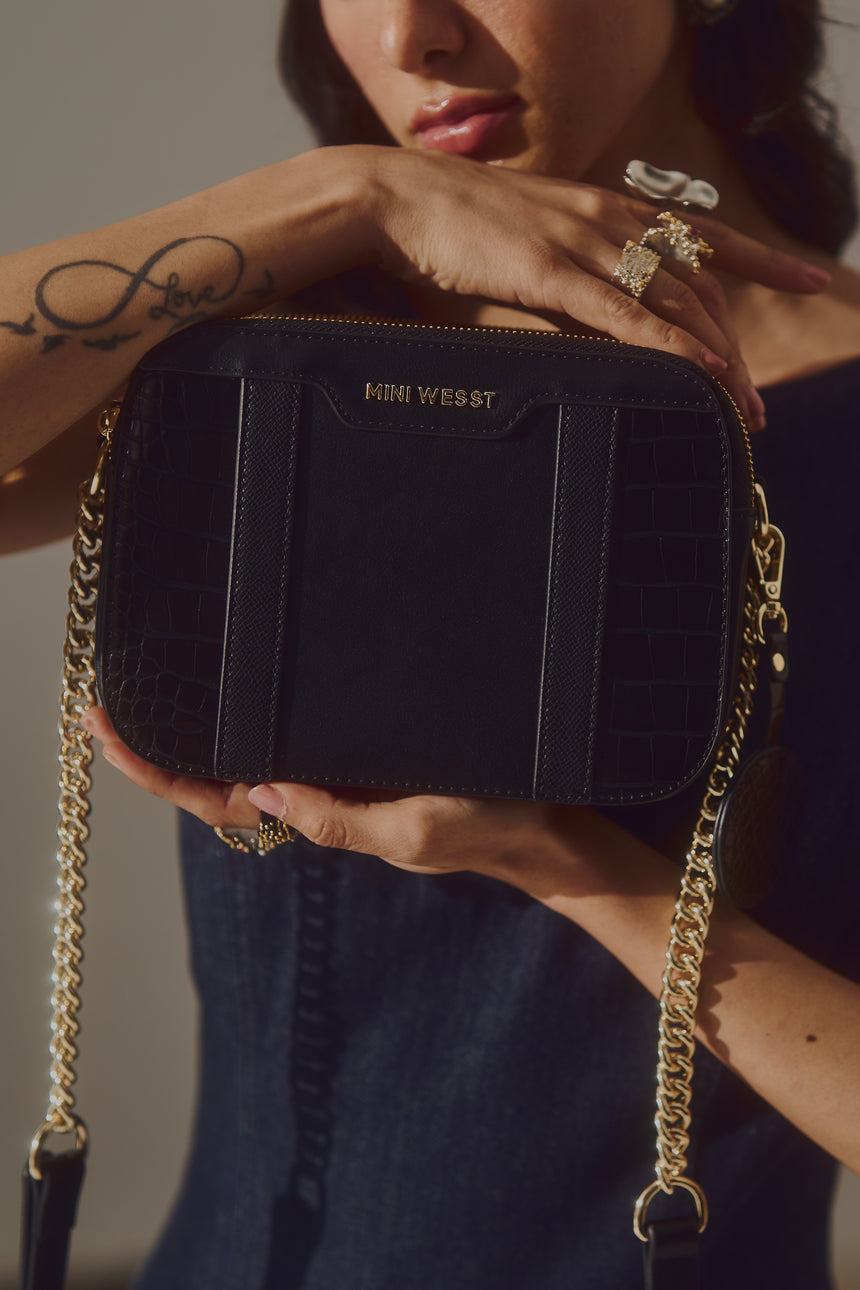 Milano Classic Black Crossbody