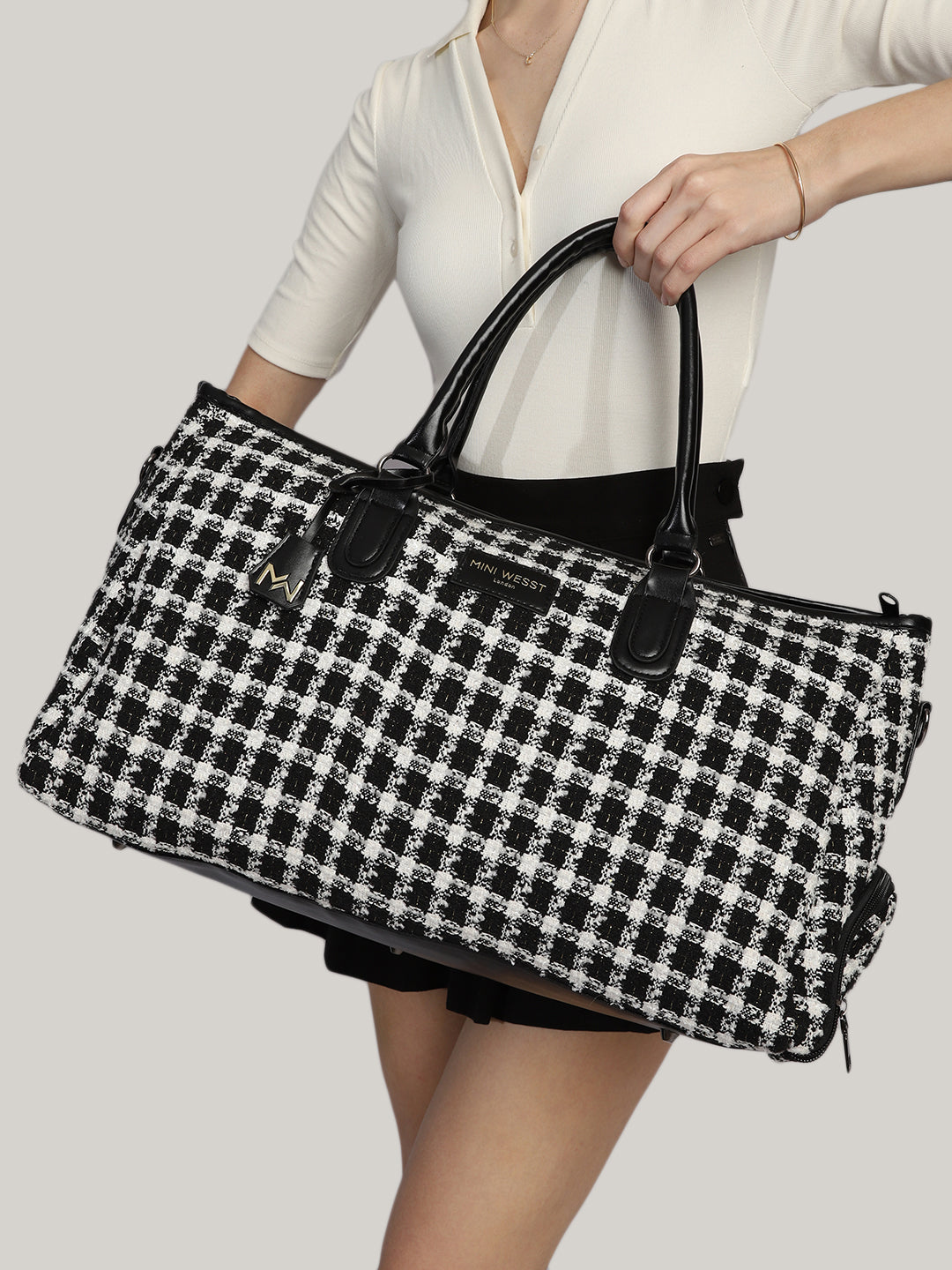 WALL STREET DUFFLE BAG