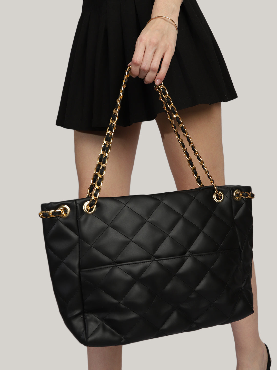 Sera Black Tote Bag