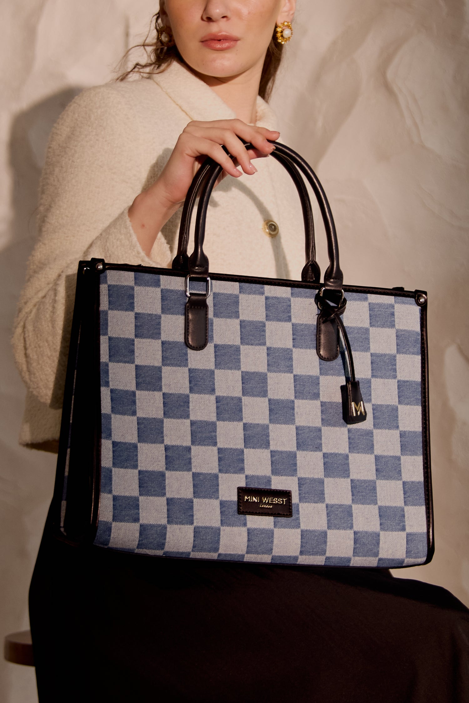 TIMES SQUARE LUXURY TOTE