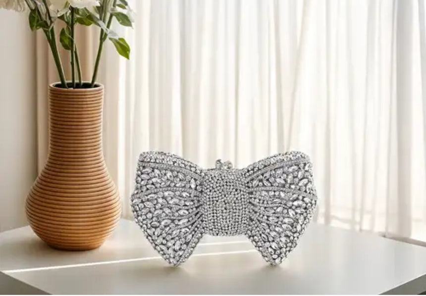 Bow Multicolor Clutch