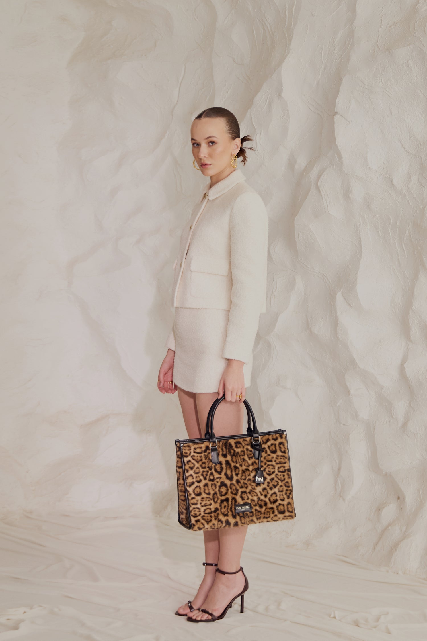 TIMES SQUARE LUXURY TOTE