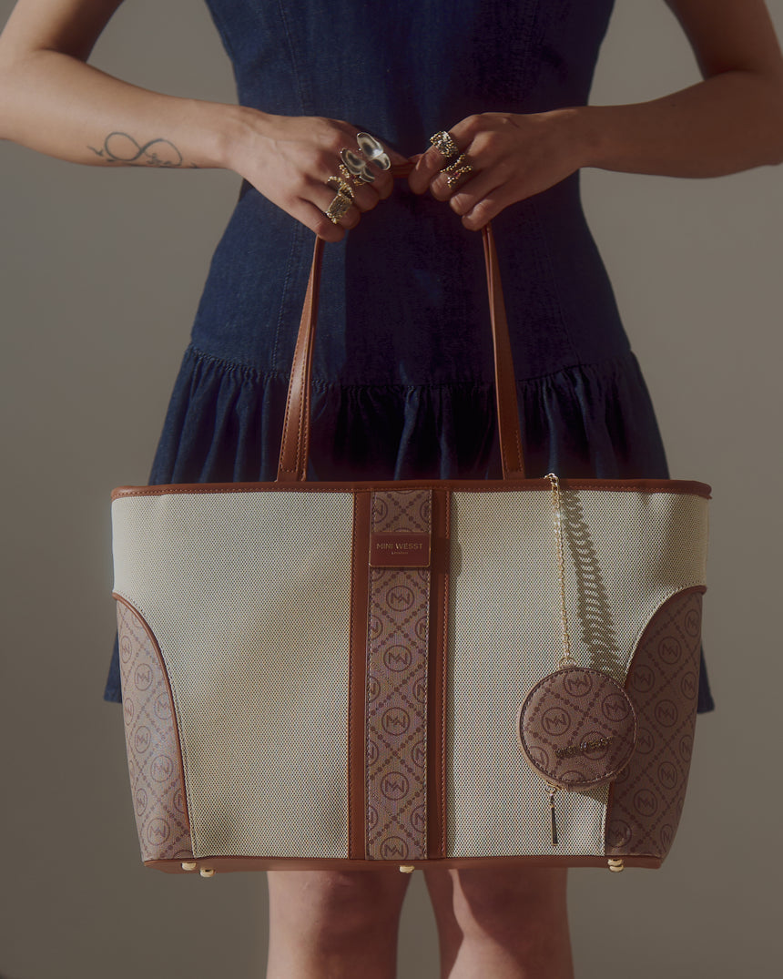 PICCADILLY SQUARE TOTE