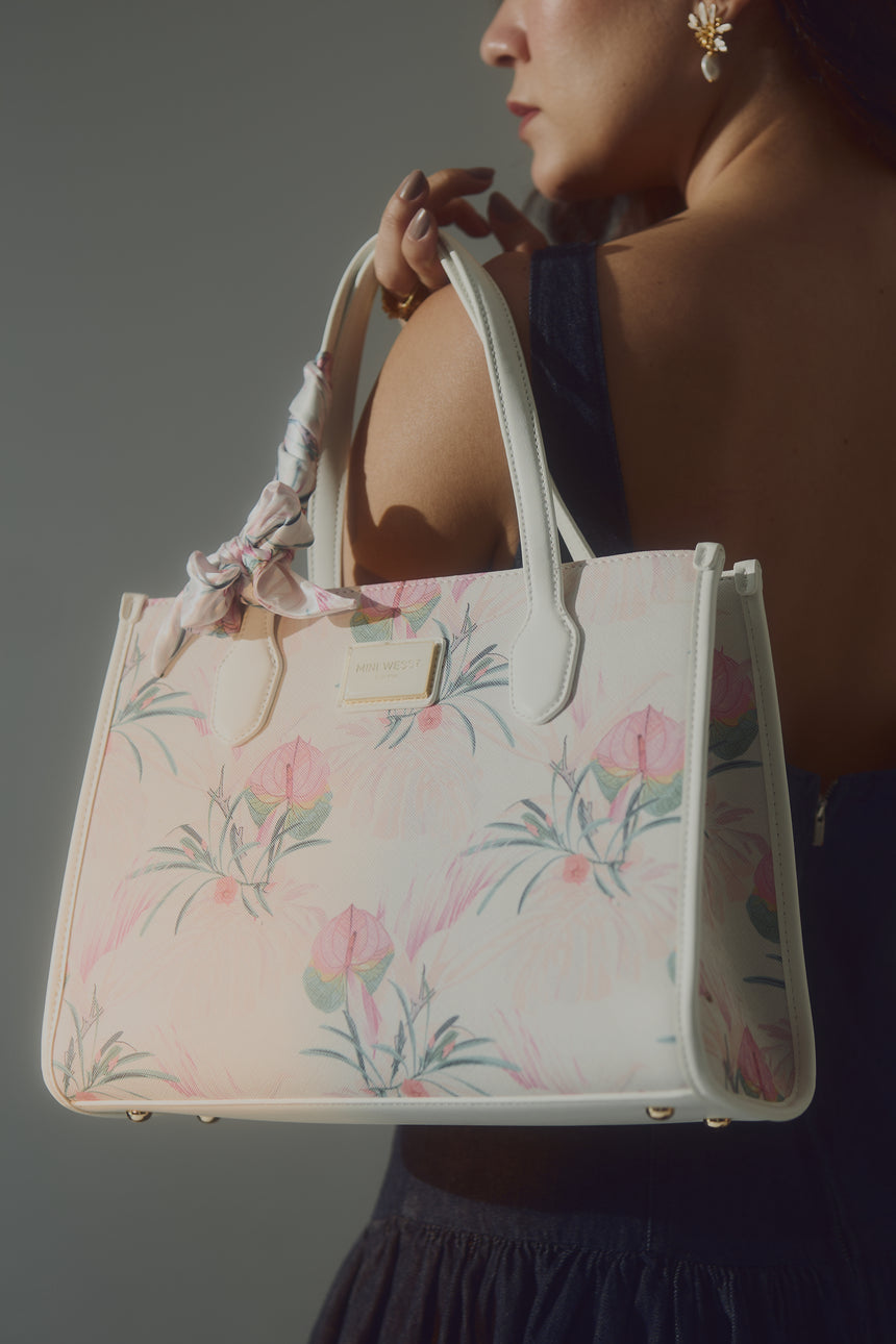 Boulevard Luxe Printed London Handbag