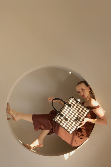 TIMES SQUARE LUXURY TOTE