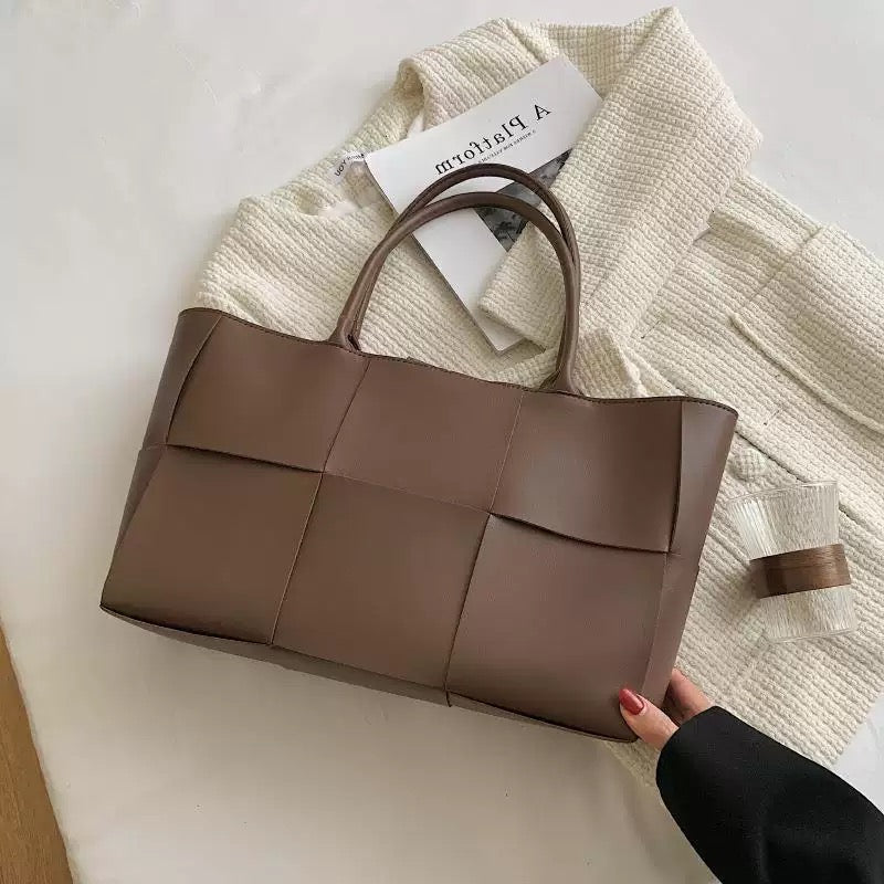 EVELYN TOTE BAG