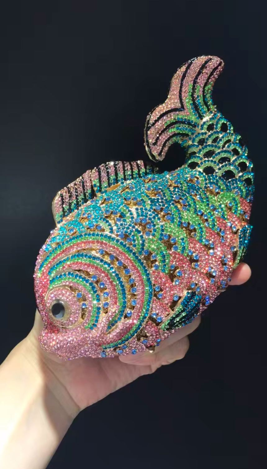 Fish Multicolor Clutch
