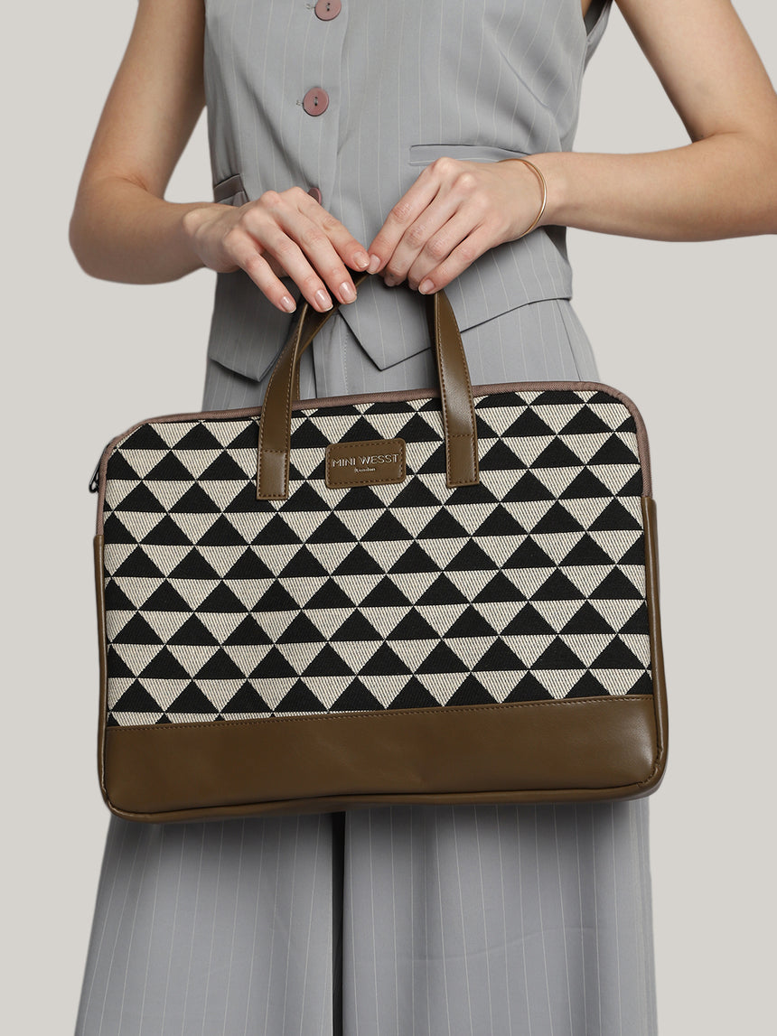 Bourbon Black and Brown London Street Bag With Pouch