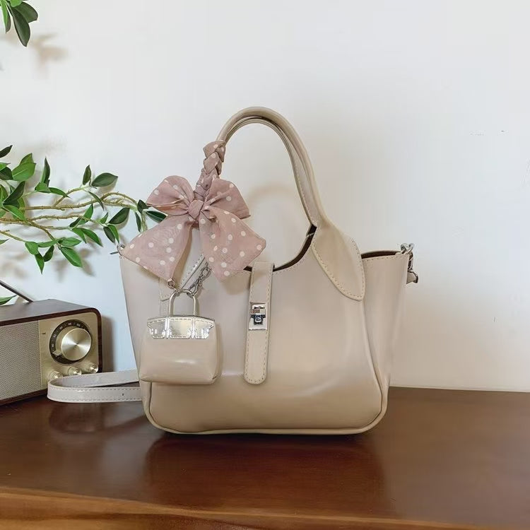 Clara Beige Bella Handbag