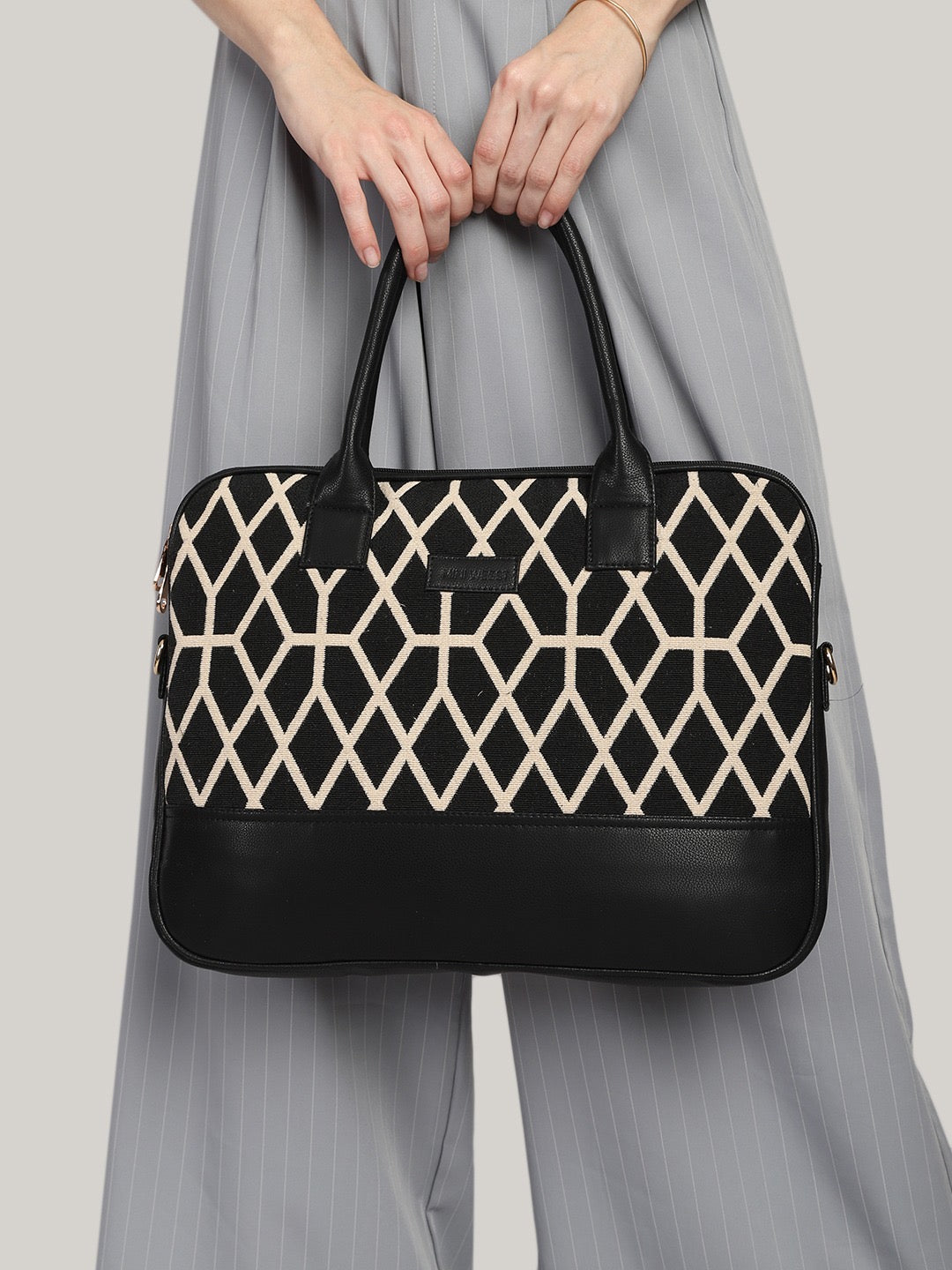 Cloney Carry Laptop Bag