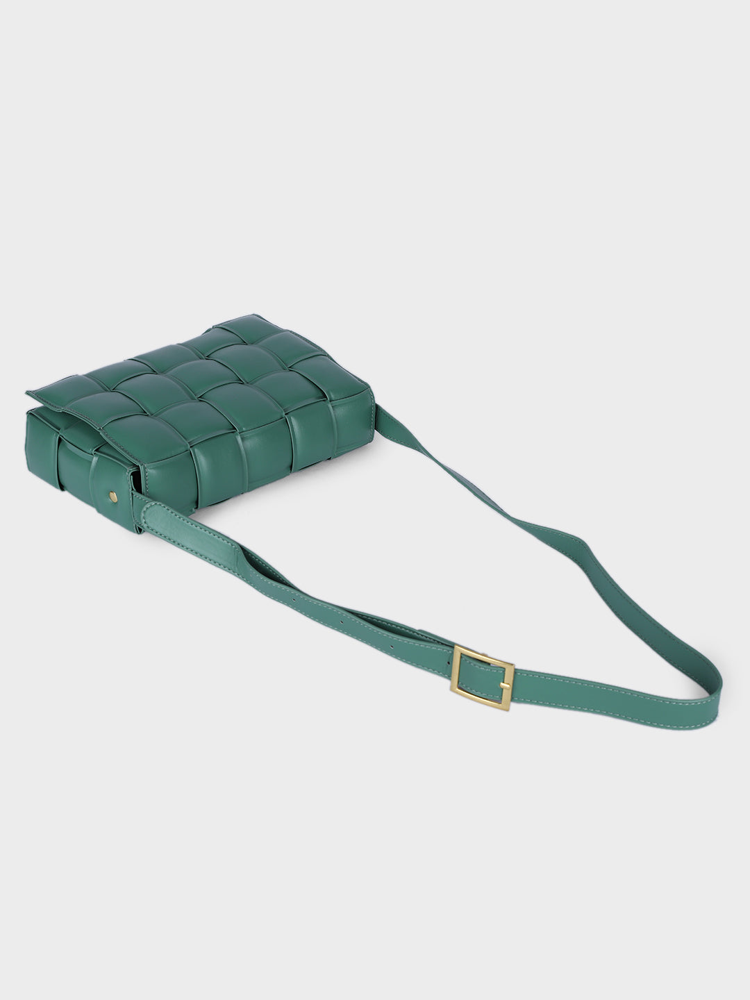 LEBANON SLING BAG