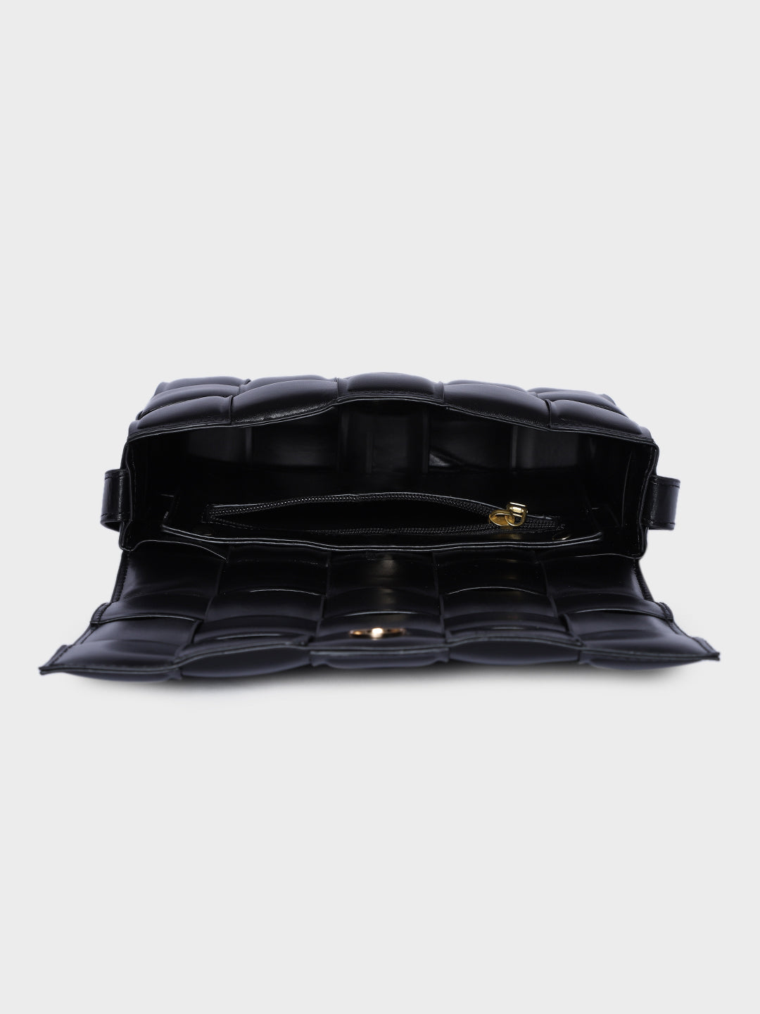 LEBANON SLING BAG