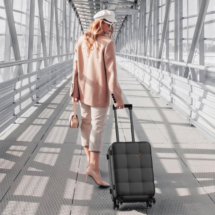 Marvel Cabin Black Small