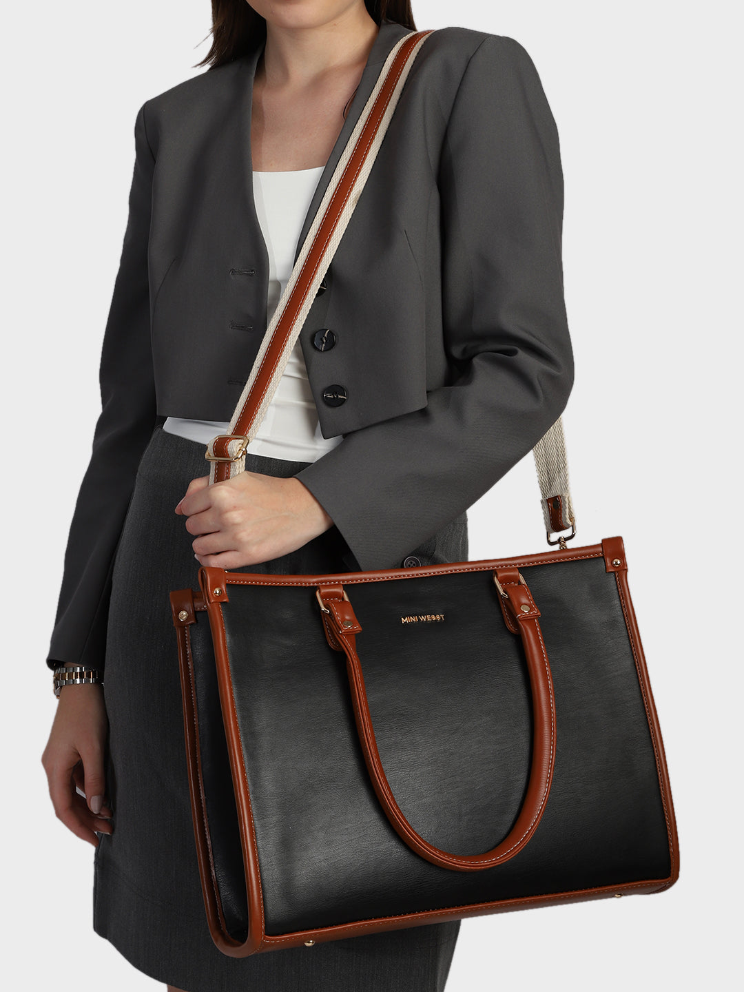 Black Hannah Classic Tote Bag