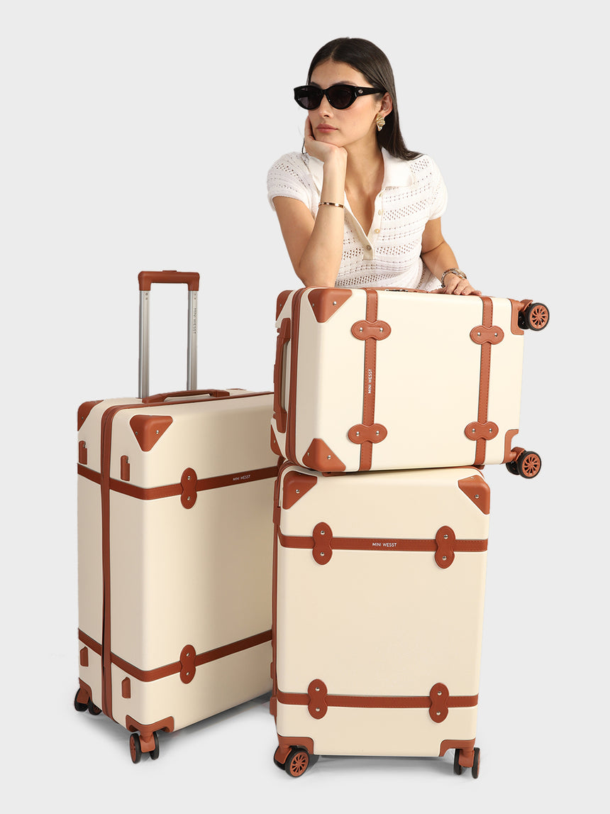 EMILY IN PARIS SET OF 3 LUGGAGE