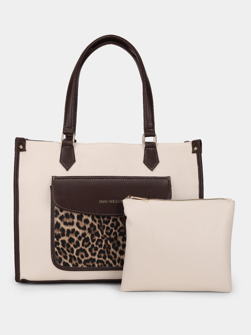 GO SOCIALS TOTE BAG
