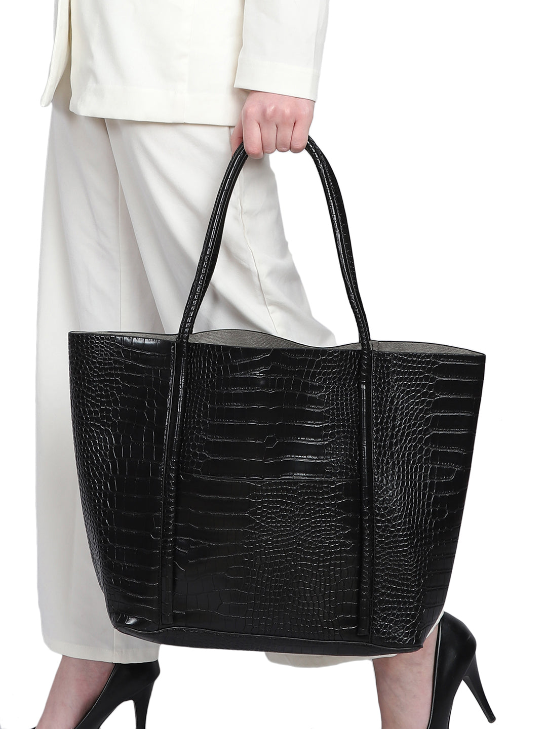 Castle Black Tote Bag With Pouch