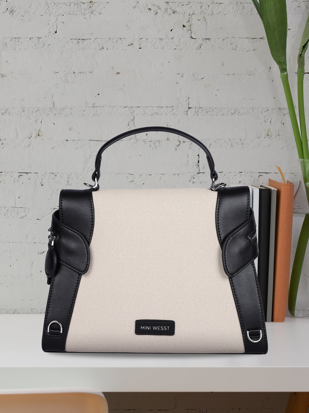 Paris sling bag