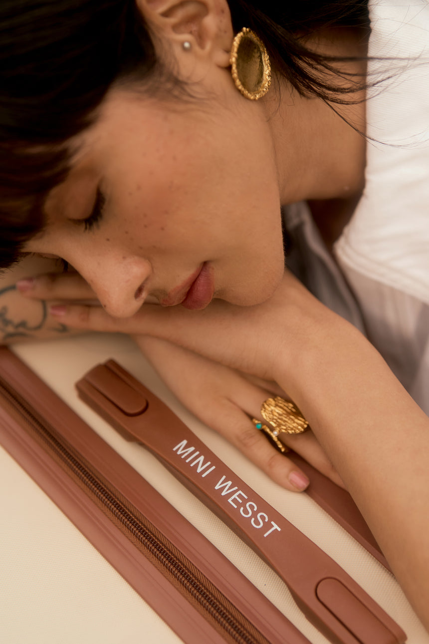 Ava Check In Beige Medium