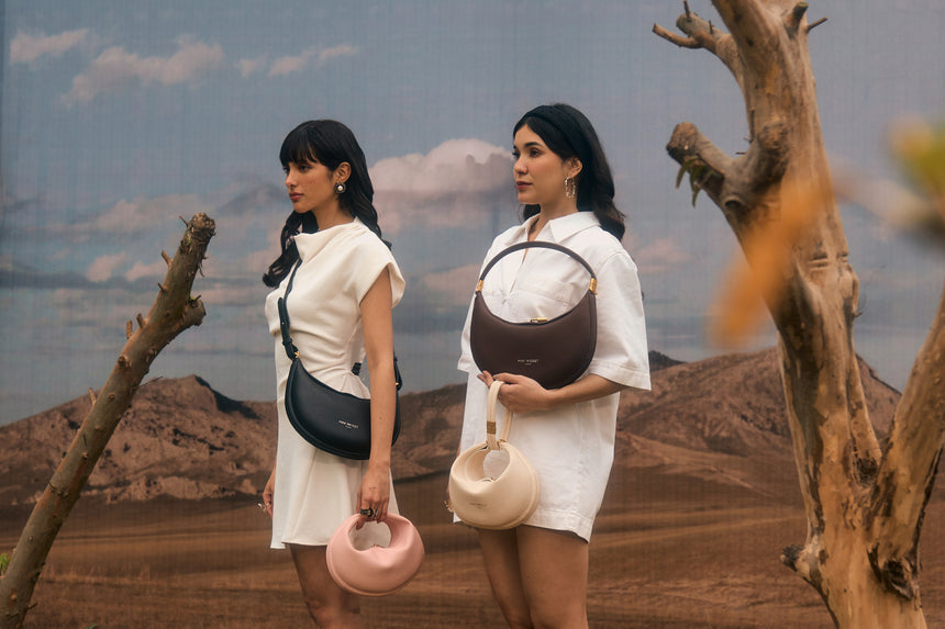 THE MOON 4 WAYS HANDBAG