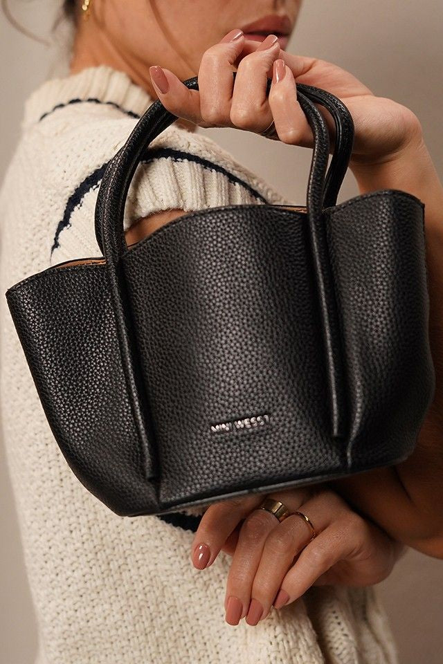 Barbara Black Bucket Handbag