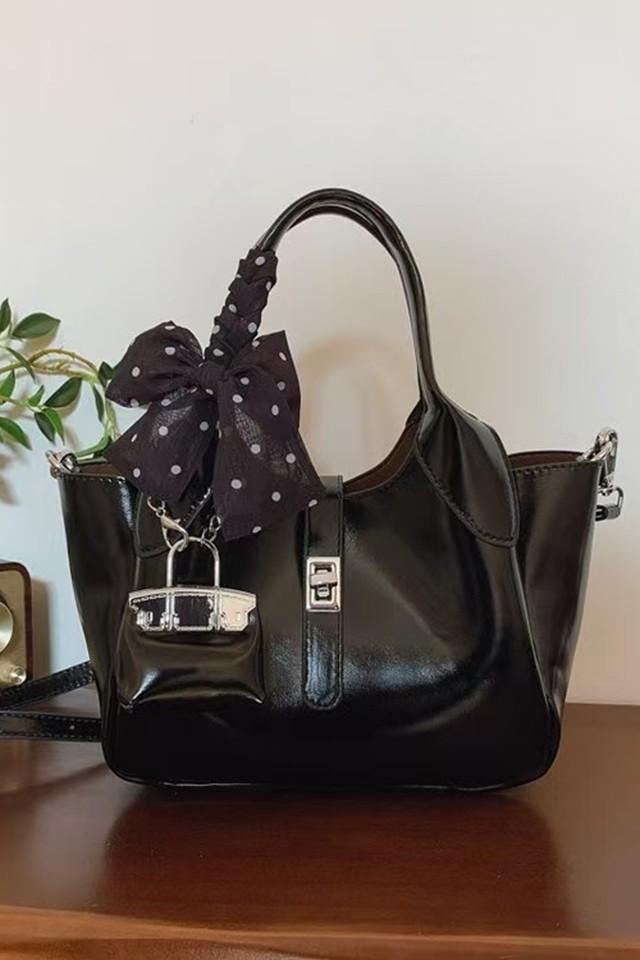 Clara Black Bella Handbag