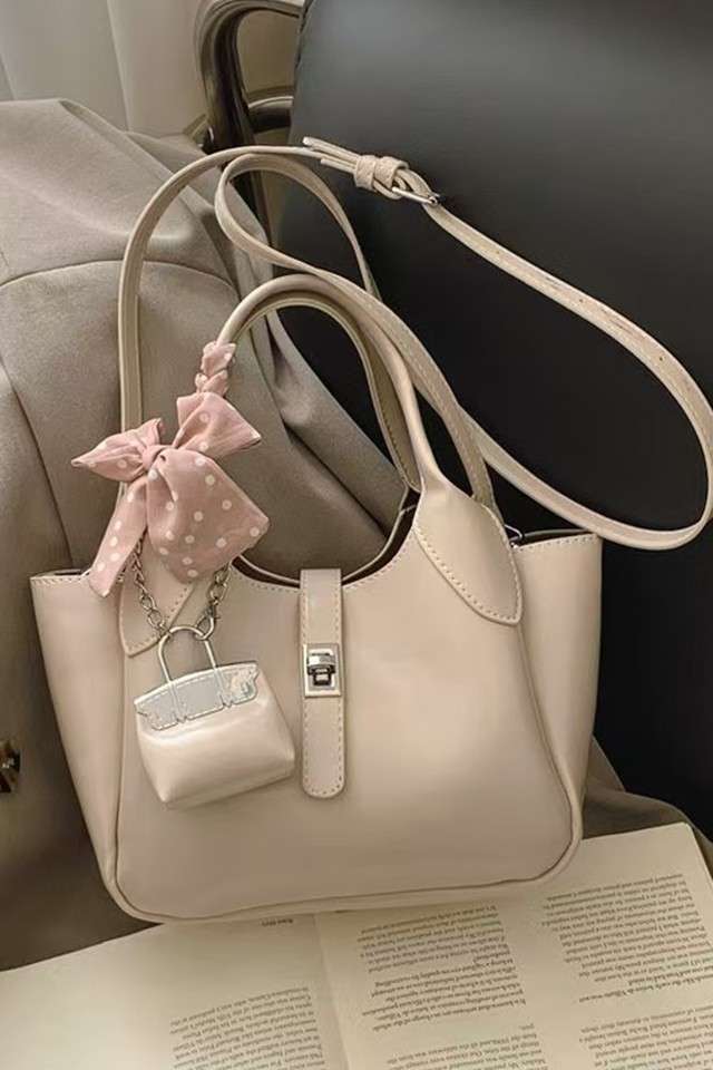 Clara Beige Bella Handbag