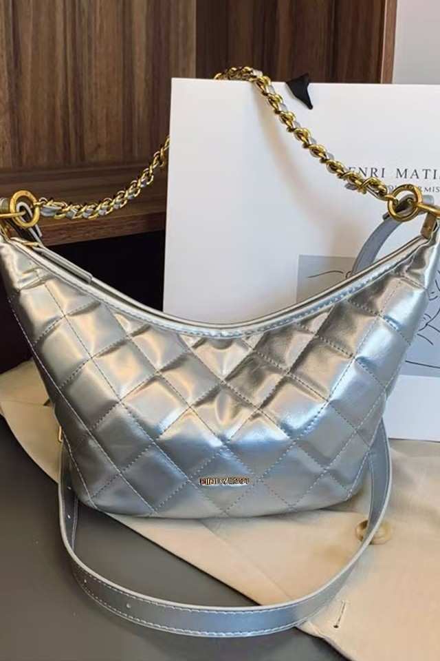 Zuri Silver Sling Bag