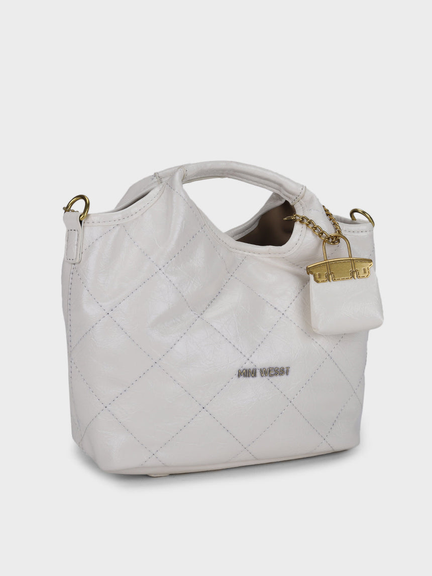 Leslie White Handbag With Charm
