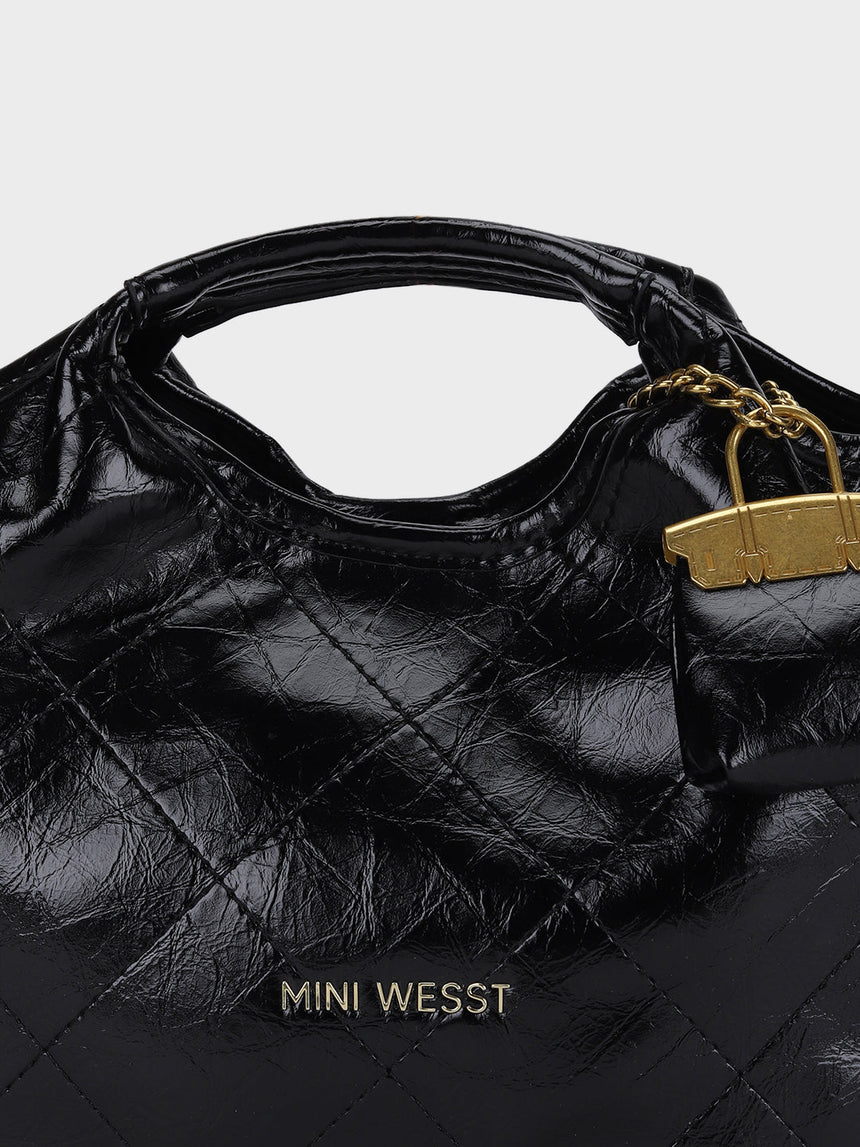 Leslie Black Handbag With Charm