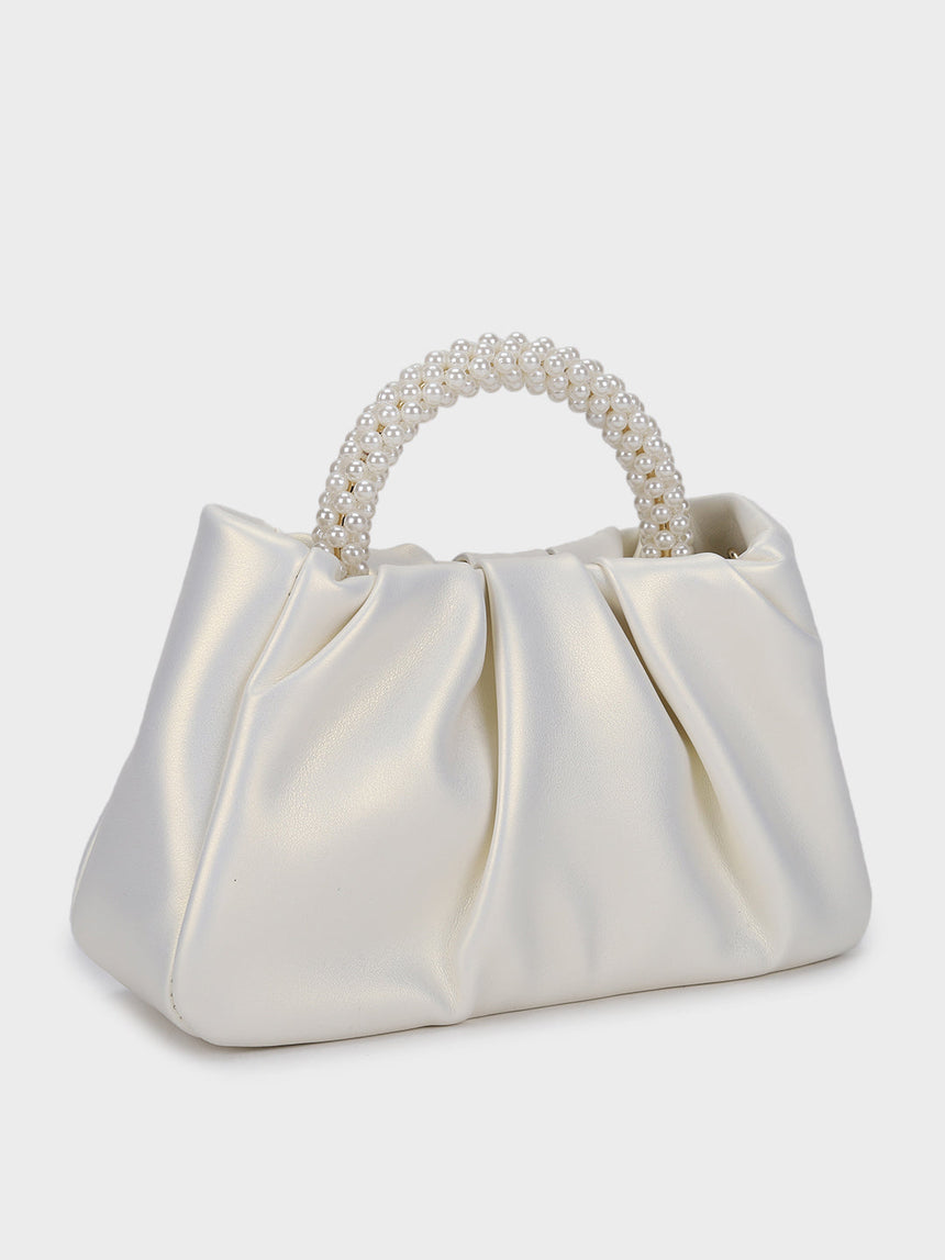 Esther White Pearl Handheld Clutch