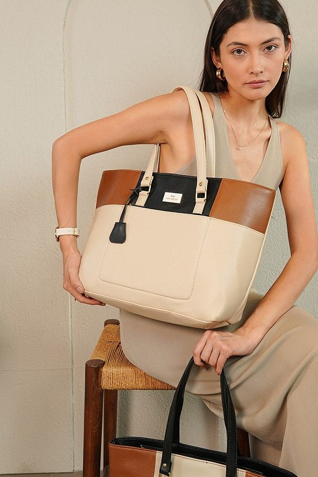 Geller Beige Classic Tote Bag