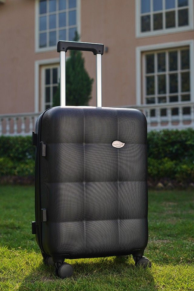 Marvel Cabin Black Small Luggage