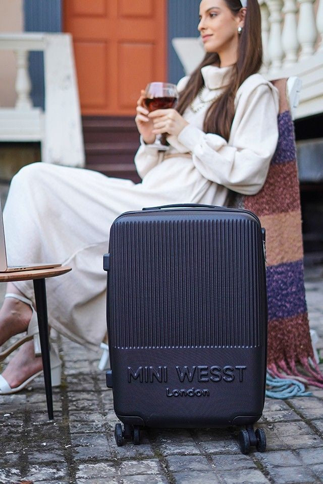 Mw London Cabin Black Small Luggage