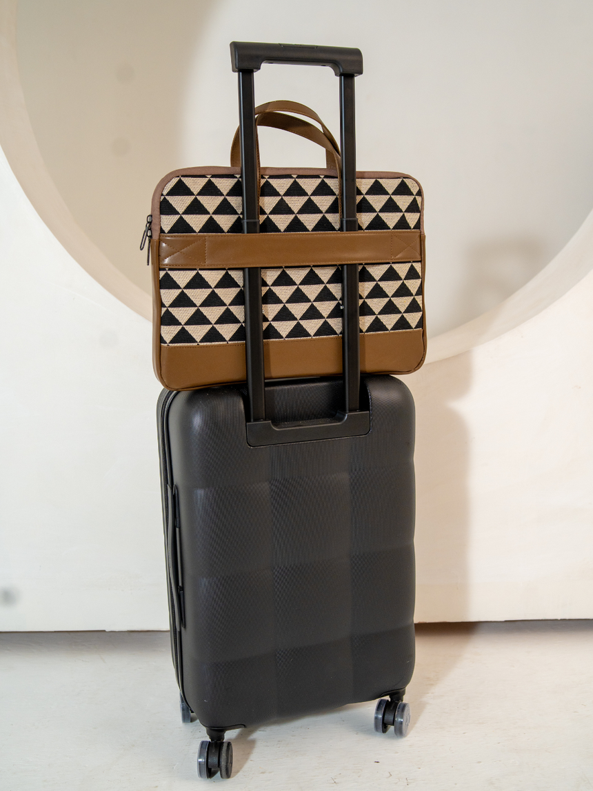 Bourbon Black and Brown London Street Bag With Pouch