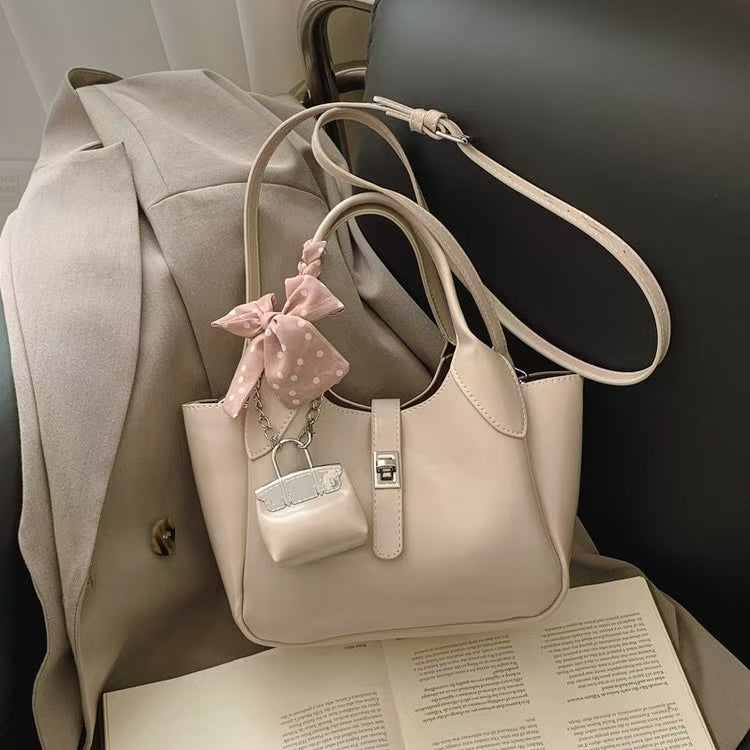 Clara Beige Bella Handbag