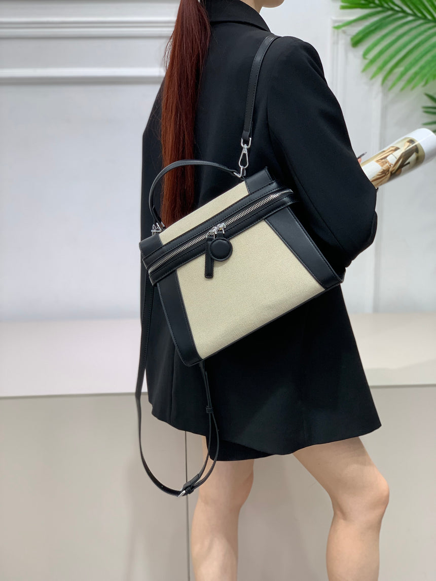Paris sling bag