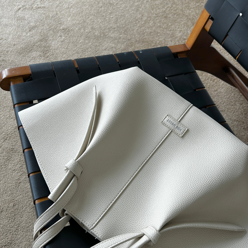 Daisy Off-White Totebag