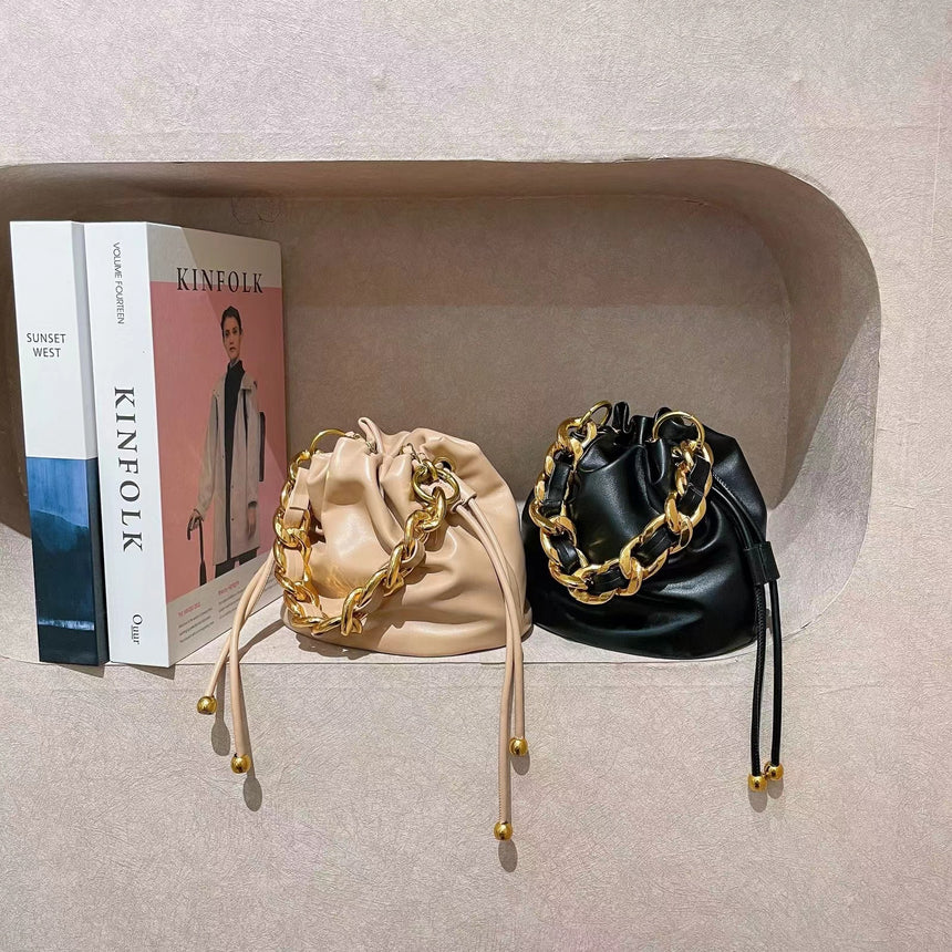 Helena Beige Handheld Potlis