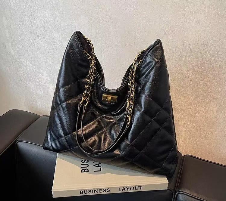 CYNTHIA TOTE BAG