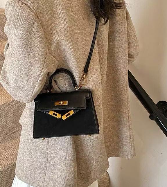 Black Kelly Sling Bag